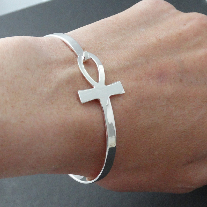 Damen-Kreuz-Armbänder, Anti-Al – Women Accessories Egypt Bewertung und Preis