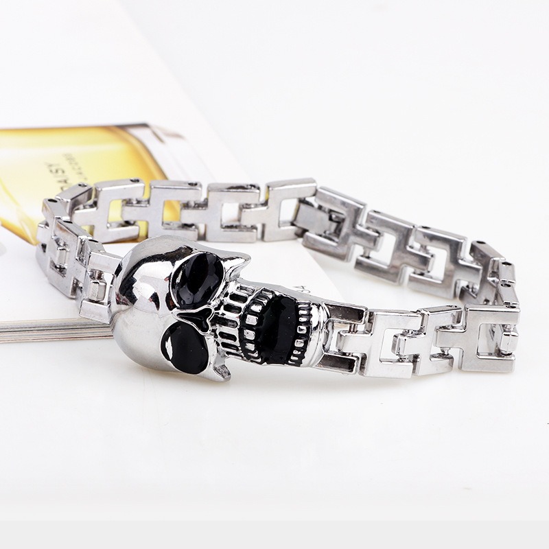 Totenkopf-Armband aus Titansta – Women'S Accessories To Wear With Watch Bewertung und Preis