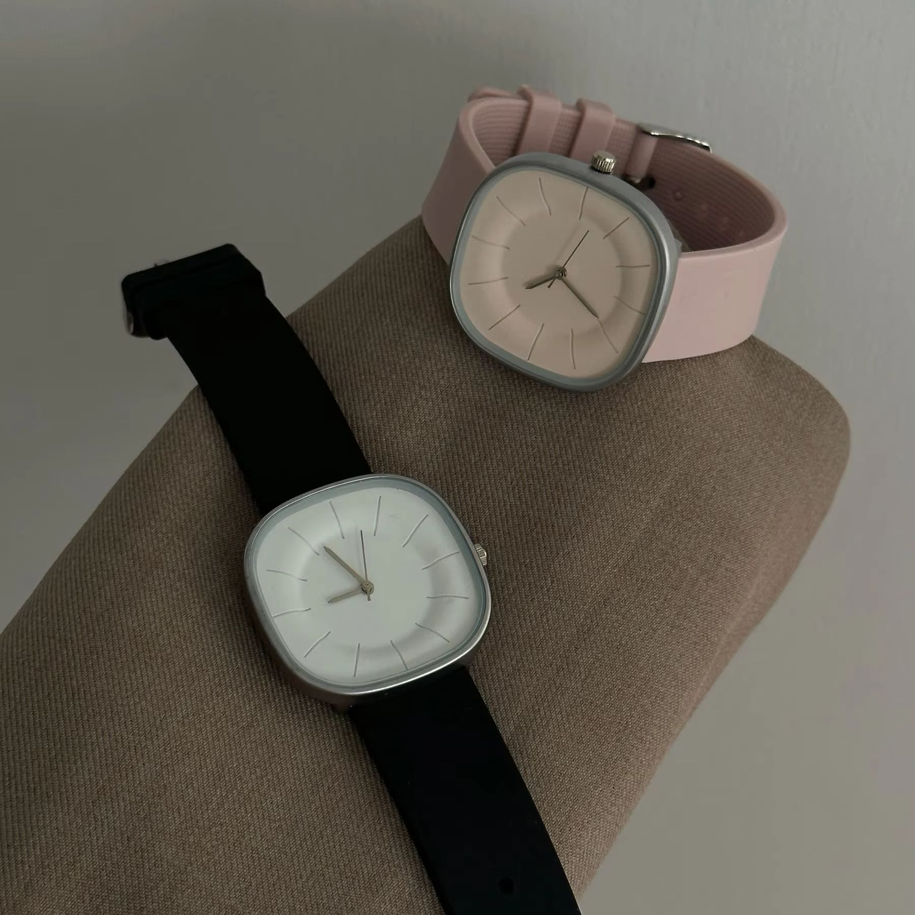 Minimalistische Damenuhr mit q – Women'S Accessories To Wear With Watch Bewertung und Preis